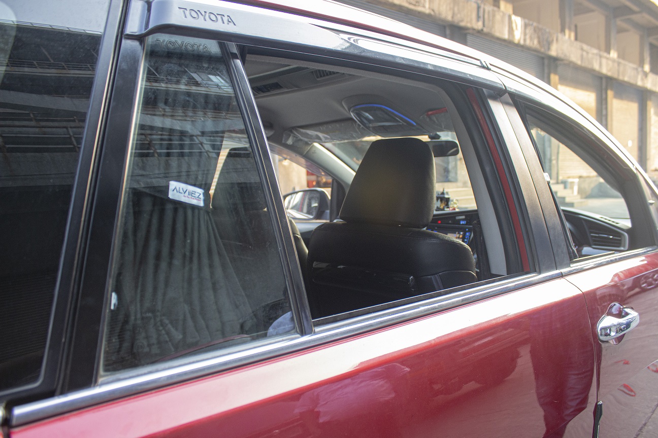 Slim and Durable Rails